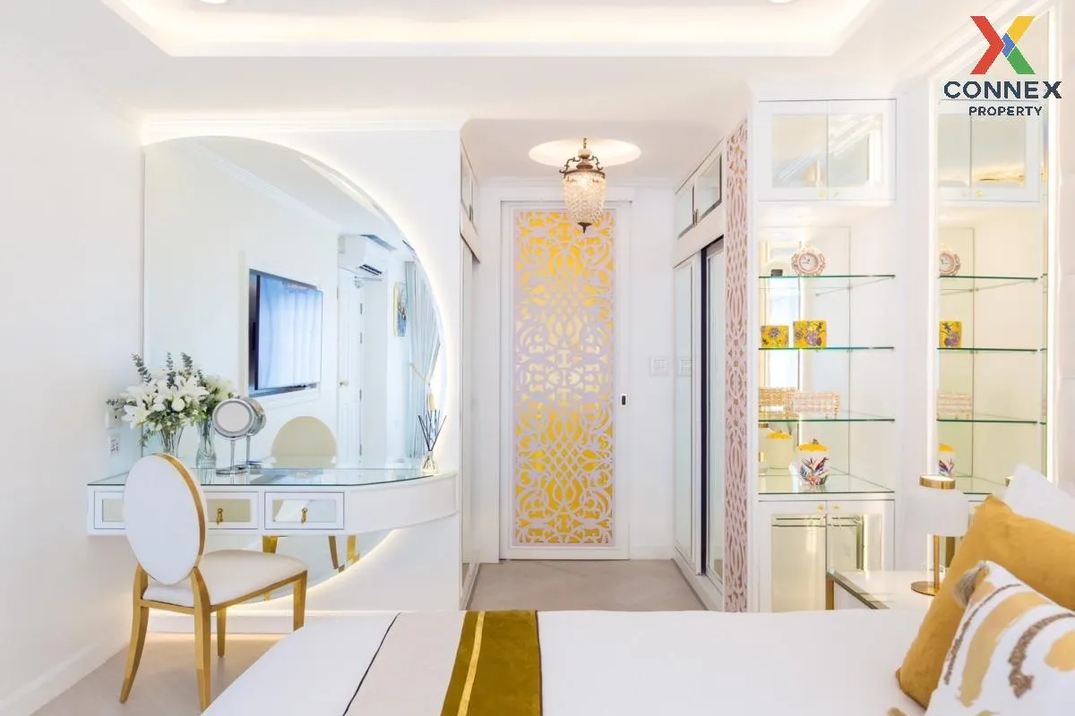 For Rent Townhouse/Townhome  , Crystal Ville , MRT-Ladprao 71 , L