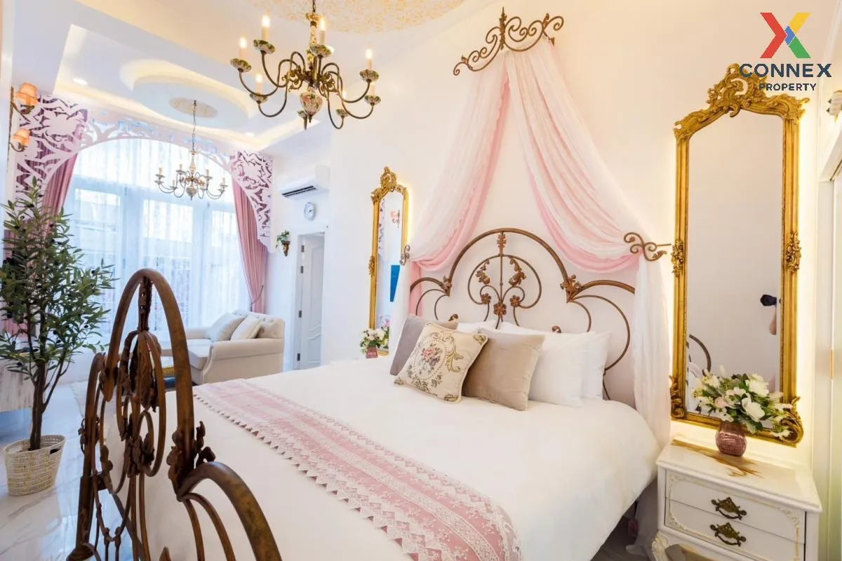 For Rent Townhouse/Townhome  , Crystal Ville , MRT-Ladprao 71 , L