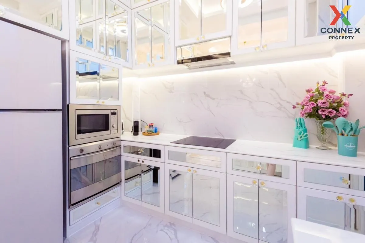 For Rent Townhouse/Townhome  , Crystal Ville , MRT-Ladprao 71 , L