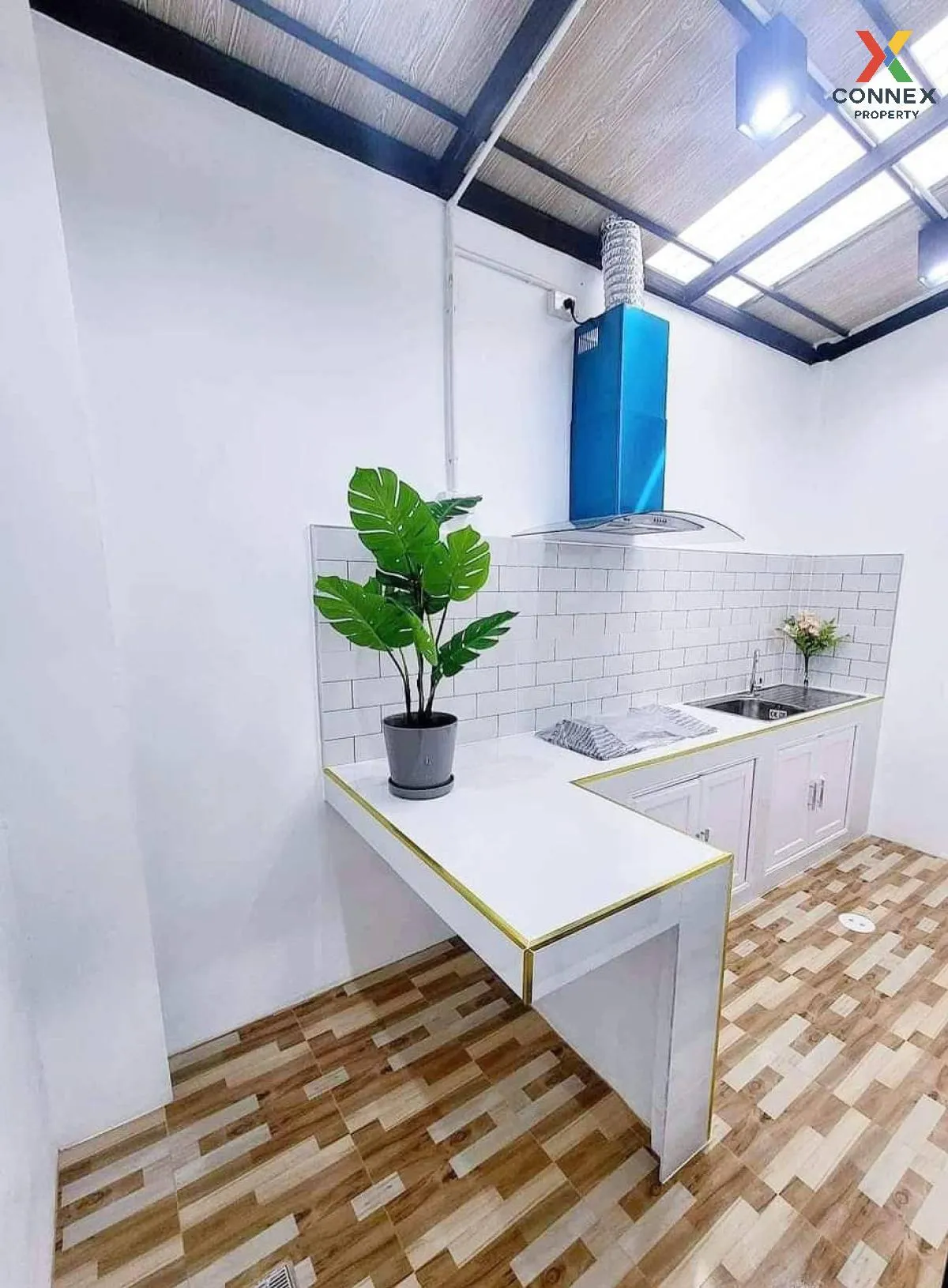 For Sale Townhouse/Townhome  , Baan Tawanna Chatuchot 12 , newly 