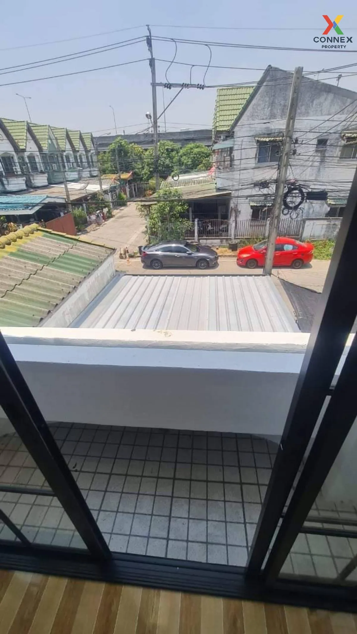 For Sale Townhouse/Townhome  , Baan Tawanna Chatuchot 12 , newly 