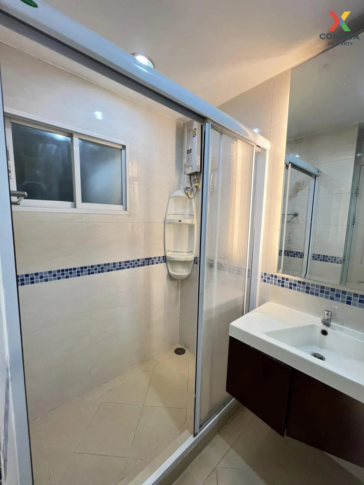 เช่าคอนโด  ไลฟ์ แอท พหลฯ - อารีย์ BTS-สะพานควาย สามเสนใน เขต พญาไ