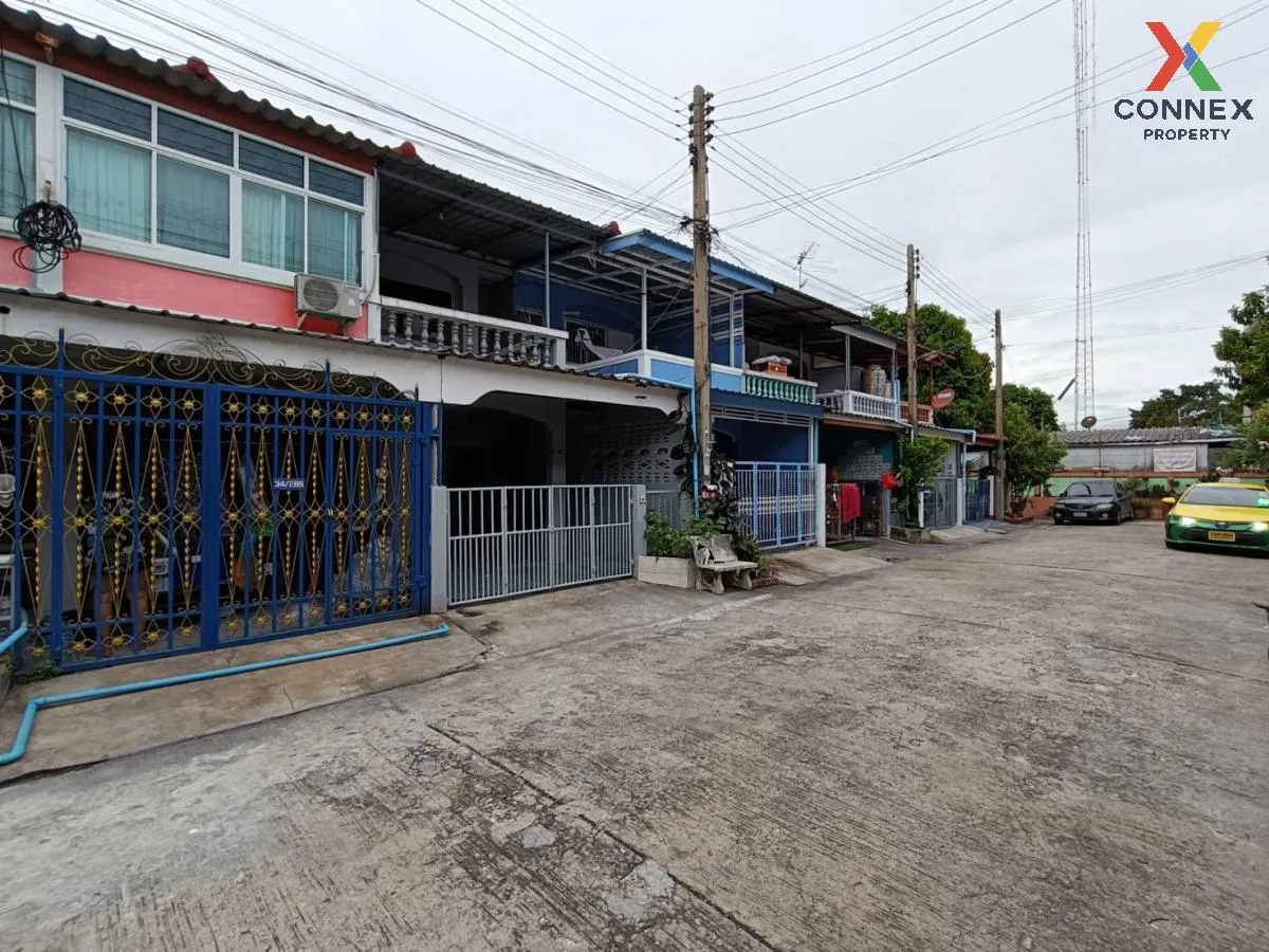 For Sale Townhouse/Townhome  , Baan Pathum Village , Bang Prok ,  2