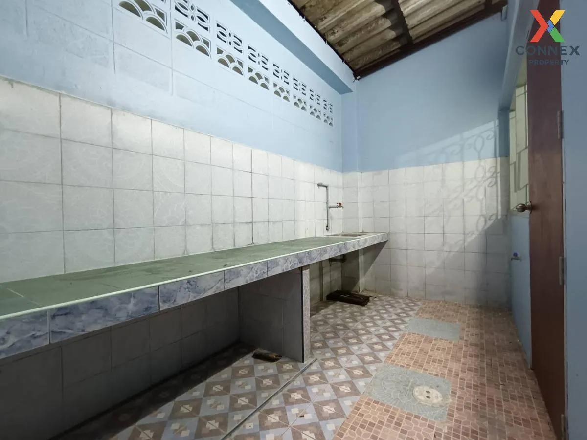 For Sale Townhouse/Townhome  , Baan Pathum Village , Bang Prok , 