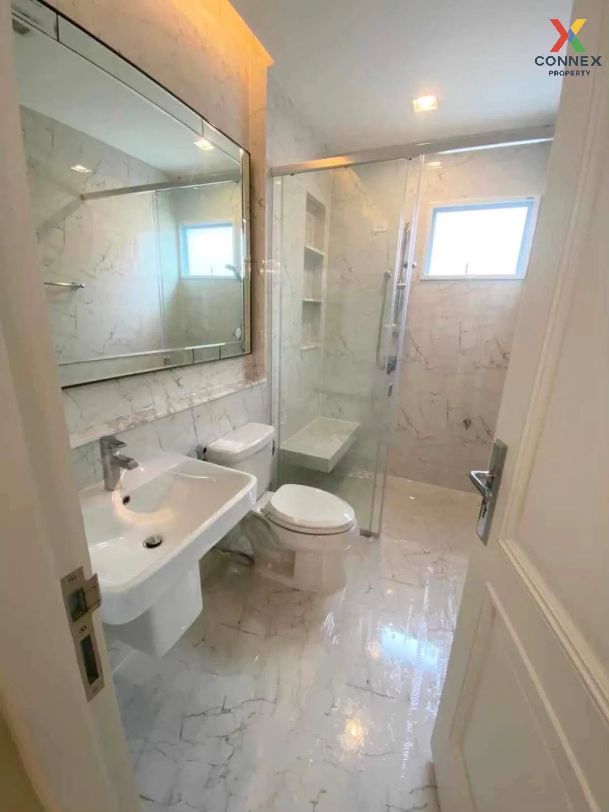 For Sale House , Nantawan Ramintra-Paholyothin 50 , Tha Raeng , B