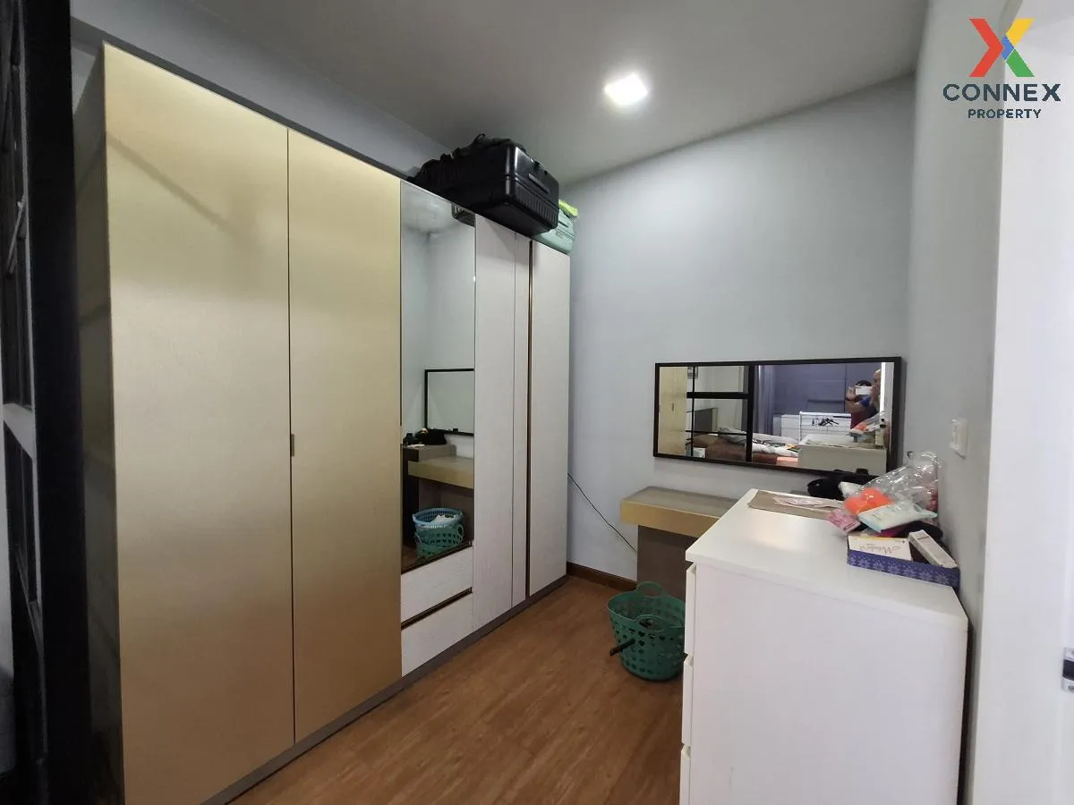For Sale Single house   Lat Phrao 41 , wide frontage , Chankasem 