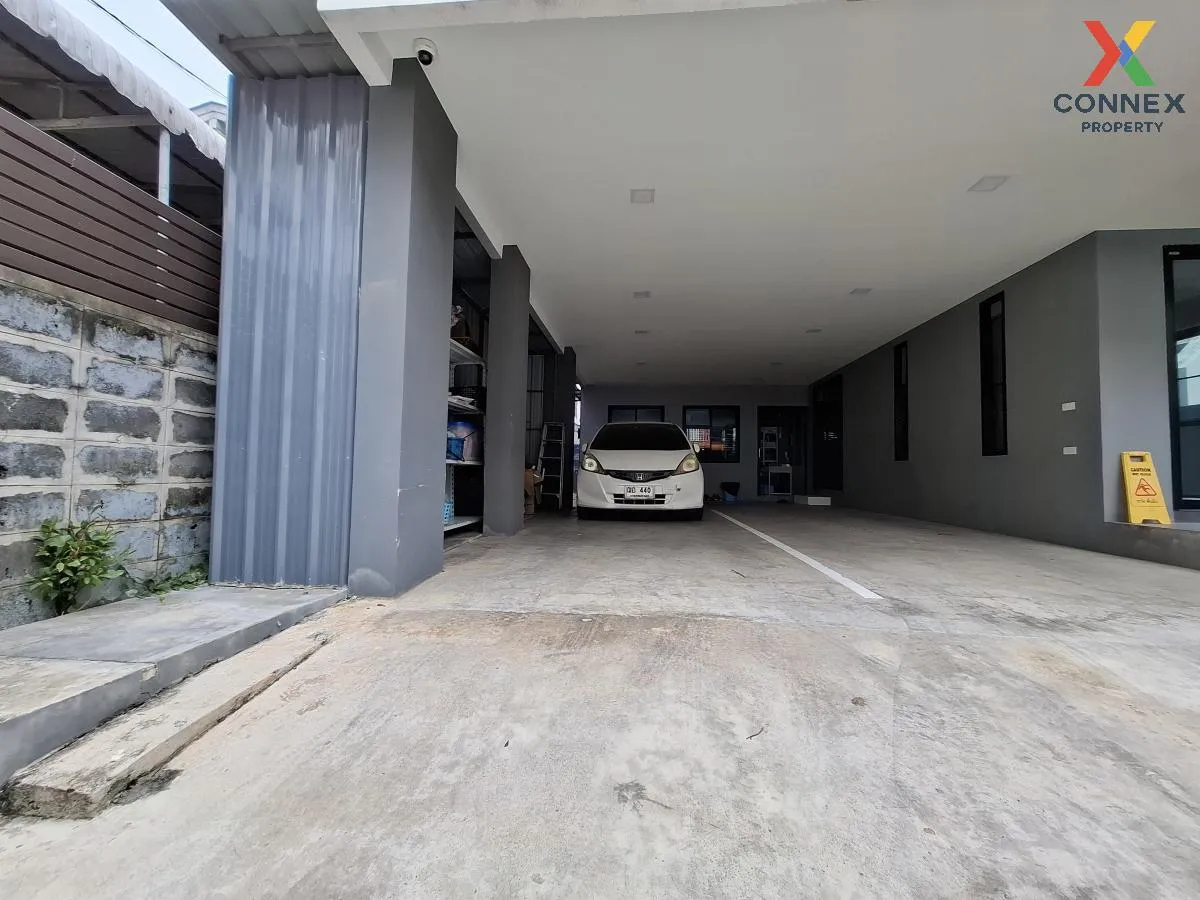 For Sale Single house   Lat Phrao 41 , wide frontage , Chankasem  2
