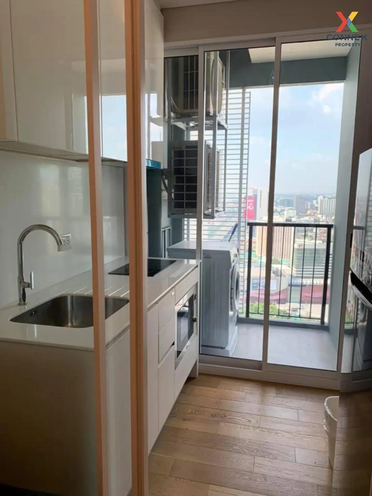 เช่าคอนโด  เดอะ เซนต์ เรซิเดนซ์ MRT-พหลโยธิน จอมพล  เขต จตุจักร ก