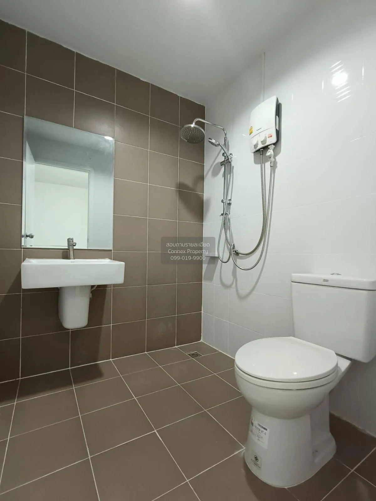 For Sale Townhouse/Townhome  , BAAN PRUKSA 86/2 LADKRABANG – SUVA