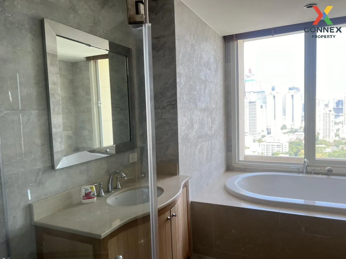 ขายคอนโด  ดิ เอ็มไพร์ เพลส BTS-ช่องนนทรี ยานนาวา เขต สาทร กรุงเทพ