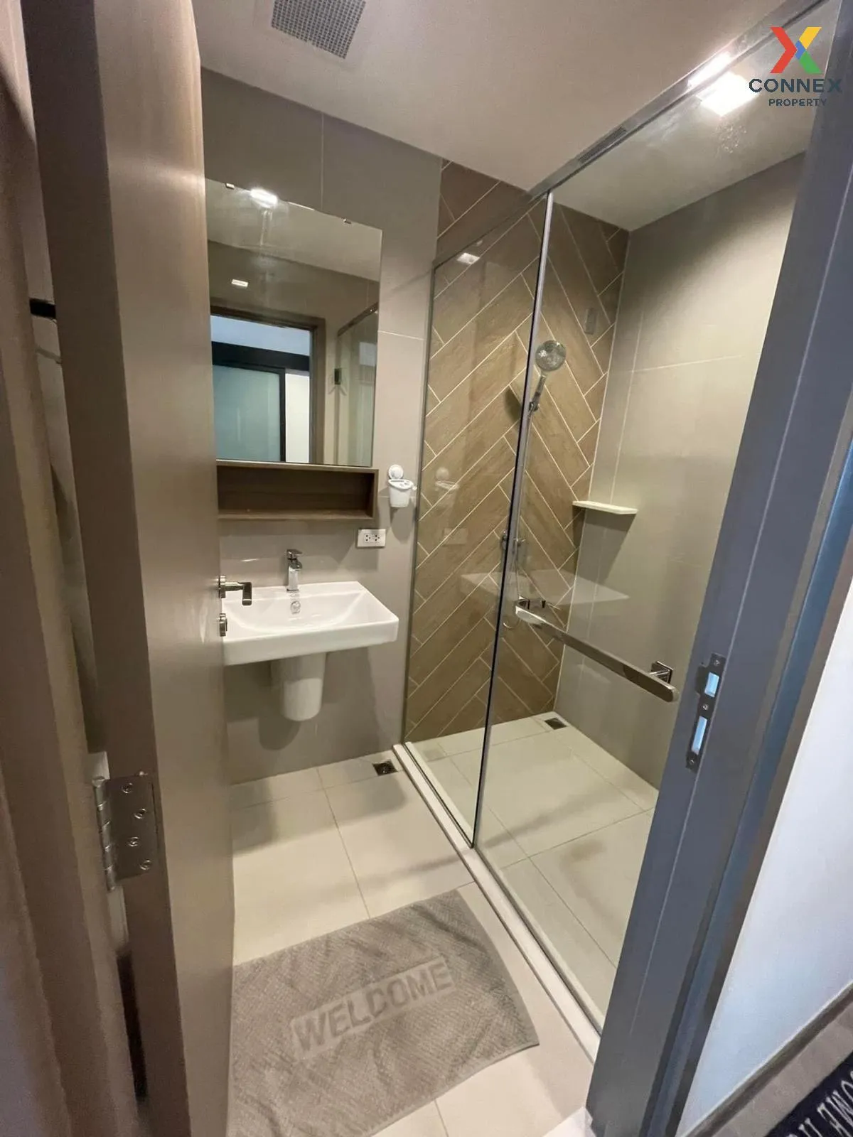 เช่าคอนโด  เดอะ ไลน์ พหลโยธิน พาร์ค ชั้นสูง BTS-ห้าแยกลาดพร้าว จอ