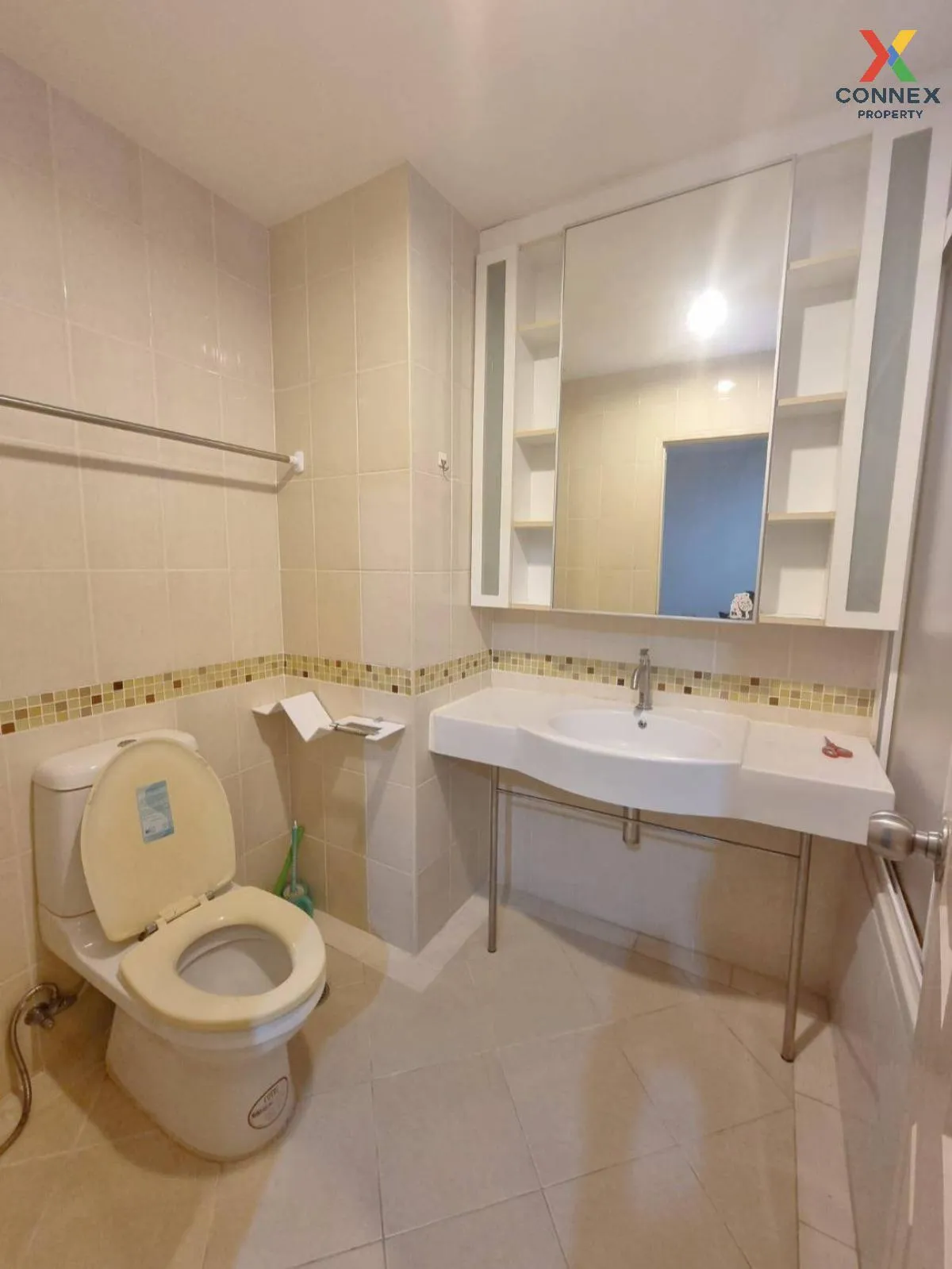 เช่าคอนโด  ไลฟ์ แอท บีทีเอส ท่าพระ BTS-ตลาดพลู บุคคโล เขต ธนบุรี 