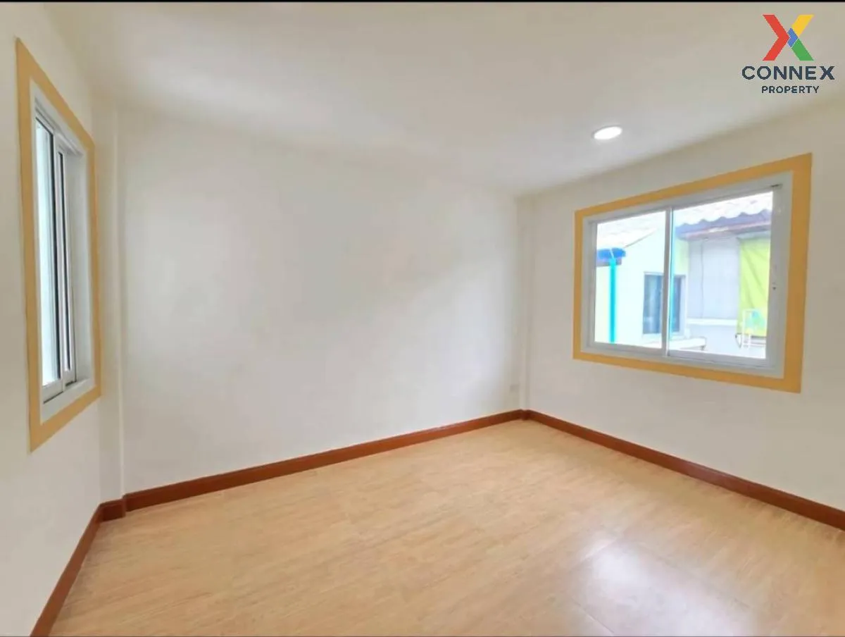 ขายทาวน์เฮ้าส์/ทาวน์โฮม  ภัทราวรรณ บางบัวทอง รีโนเวทใหม่ บางบัวทอ