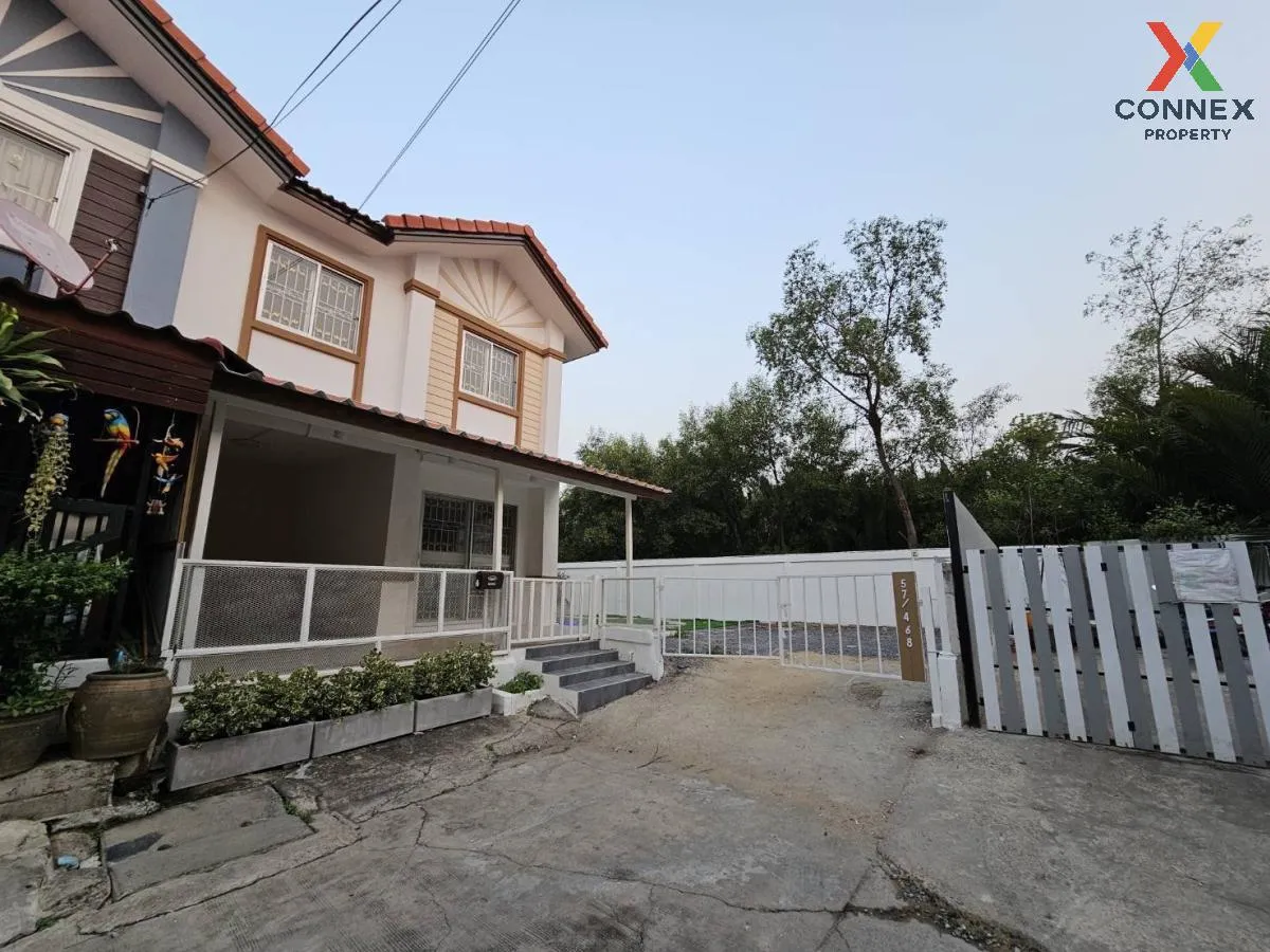 For Sale Townhouse/Townhome  , Pruksa 34 Panalee , corner unit ,  1