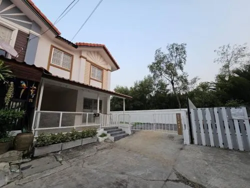 For Sale Townhouse/Townhome  , Pruksa 34 Panalee , corner unit , newly renovated , Na Kluea , Phra Samut Chedi , Samut Prakarn , CX-99706