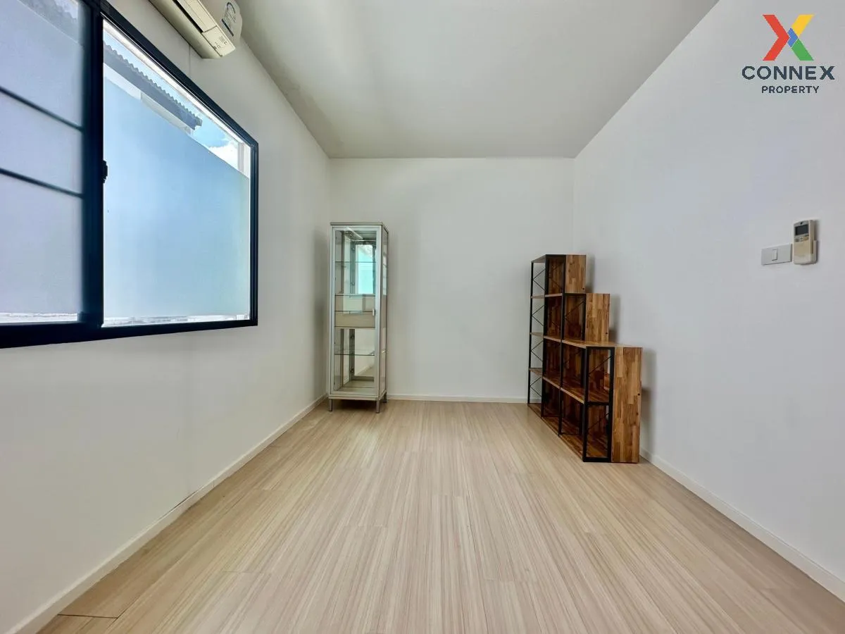 For Sale Townhouse/Townhome  , BAAN KLANG MUANG NAWAMIN 42 , Khlo