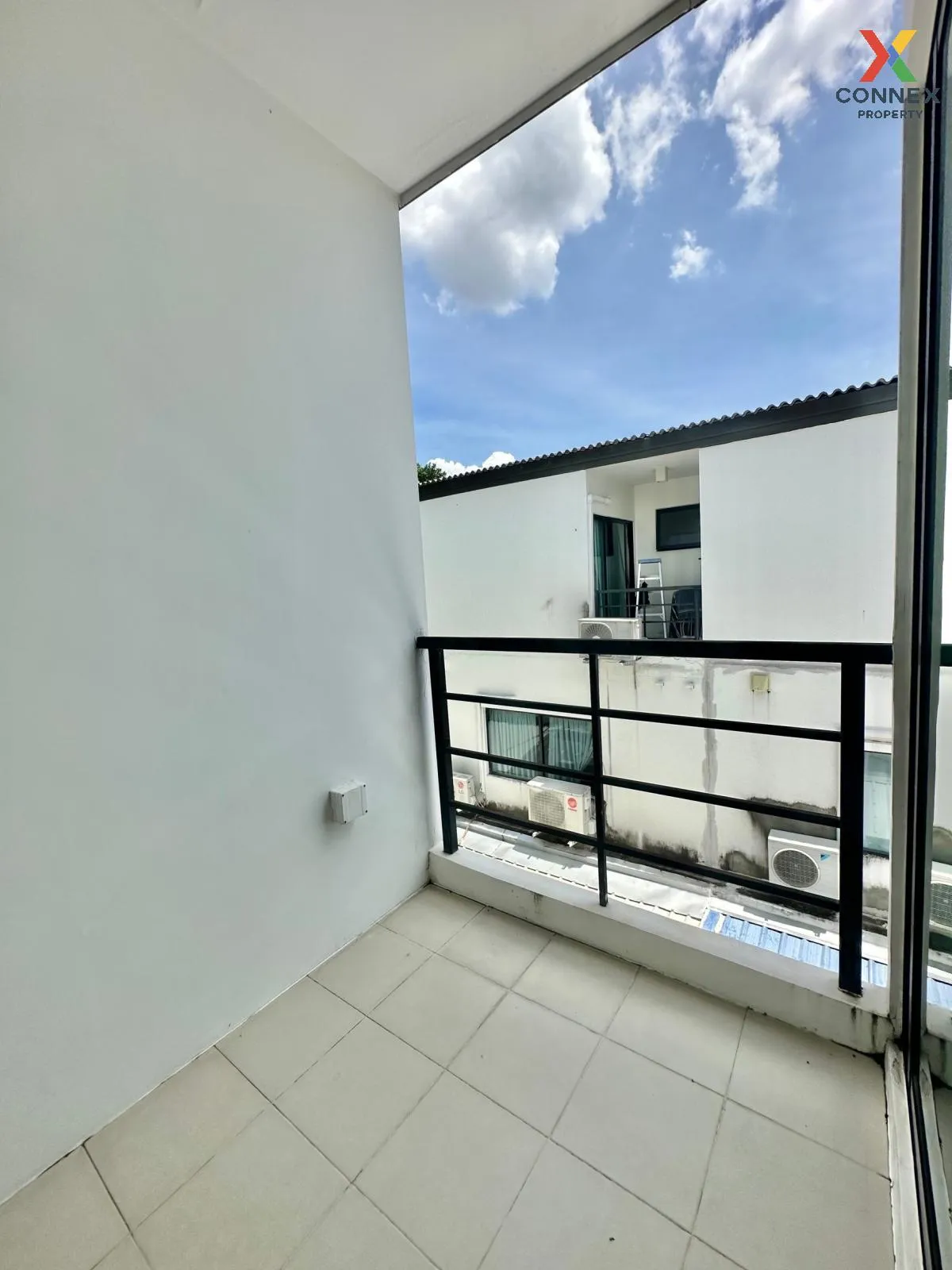 For Sale Townhouse/Townhome  , BAAN KLANG MUANG NAWAMIN 42 , Khlo