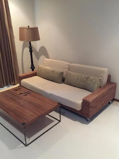 เช่าคอนโด  ดิ เอ็มไพร์ เพลส BTS-ช่องนนทรี ยานนาวา เขต สาทร กรุงเทพ CX-99791