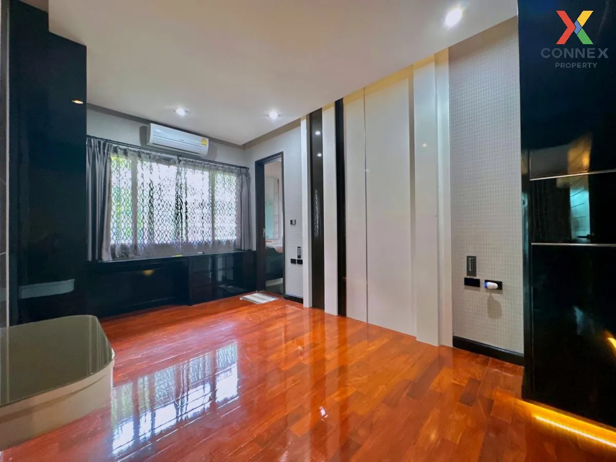 ขายบ้าน  แกรนด์ บางกอก บูเลอวาร์ด เกษตร-นวมินทร์ คลองกุ่ม เขต บึง