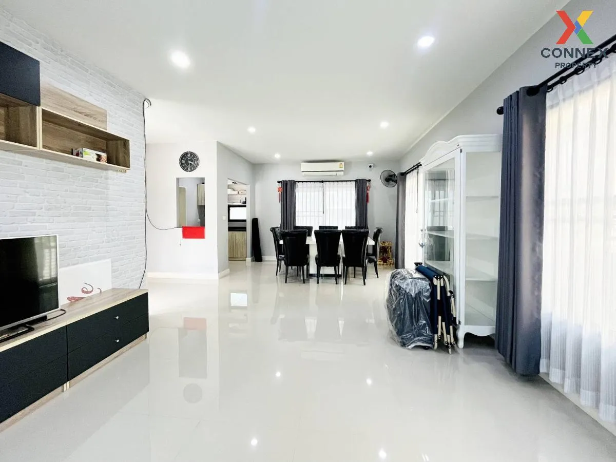 ขายบ้าน  บุราสิริ รังสิต สวนพริกไทย เมืองปทุมธานี ปทุมธานี CX-999 ขายบ้าน  บุราสิริ รังสิต สวนพริกไทย เมืองปทุมธานี ปทุมธานี CX-999