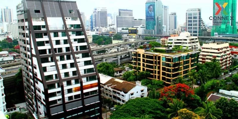 For Rent Condo , Renova Residence , BTS-Phloen Chit , Lumpini , P