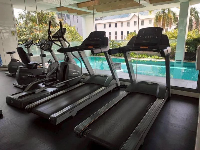 เช่าคอนโด   ไซมิส สุรวงศ์ MRT-สามย่าน สี่พระยา เขต บางรัก กรุงเทพ