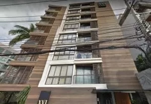 XVI The Sixteen XVI The Sixteen