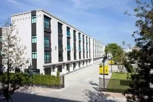 Chic District Ram 53 Chic District Ram 53