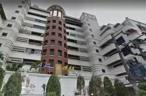 ซันพาเลซ คอนโดมิเนียม