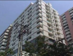 รอยัลทาวเวอร์ 3 รอยัลทาวเวอร์ 3