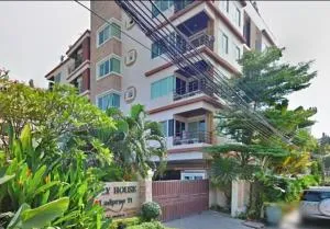 Family House Ladprao 71