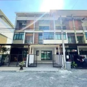 SIXNATURE PETCHKASEM 69