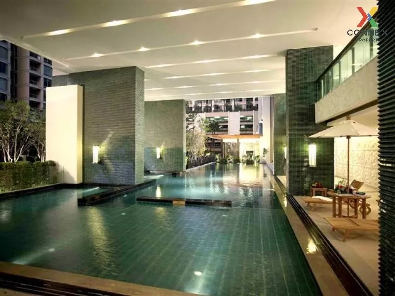 For Rent Condo , The Address Chidlom , high floor , corner unit ,