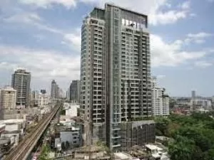 ดิ แอดเดรส สุขุมวิท 28