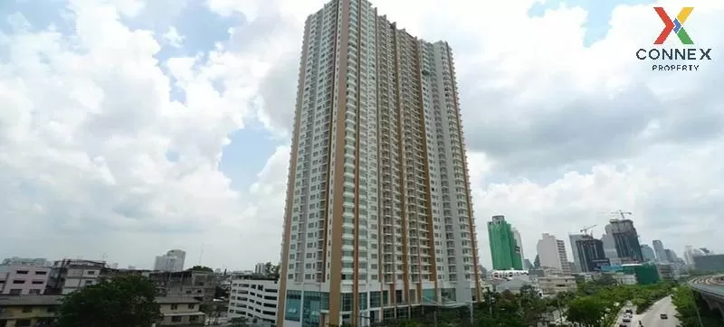 FOR RENT condo , Villa Sathorn , BTS-Krung Thon Buri , Khlong Ton