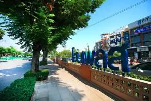 Baan Home Place Suan Luang