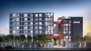 Maroon Ratchada 32