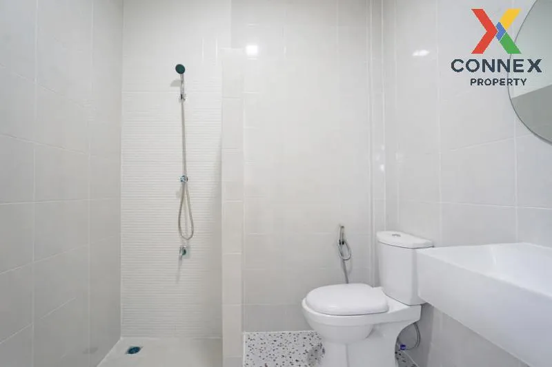 For Sale Townhouse/Townhome  , Townhome Petchkasem 110-5 , newly 