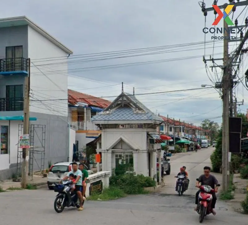 For Sale Townhouse/Townhome  , Piyawararom 2 , newly renovated ,  For Sale Townhouse/Townhome  , Piyawararom 2 , newly renovated ,