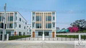 พฤกษาวิลล์ @เวิร์ค รามอินทรา สเตชั่น