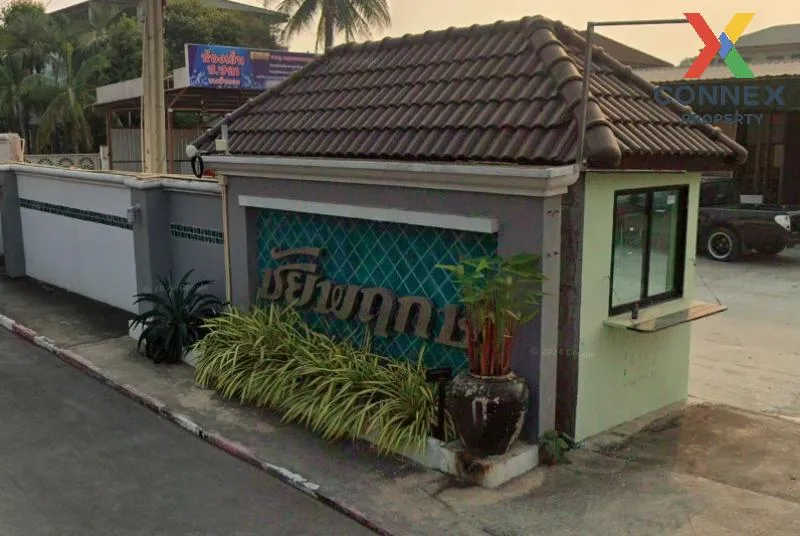 For Sale House , Chaiyapruek Bangbuathong , wide frontage , newly