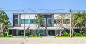 Pleno Ratchapruek - Chaengwattana