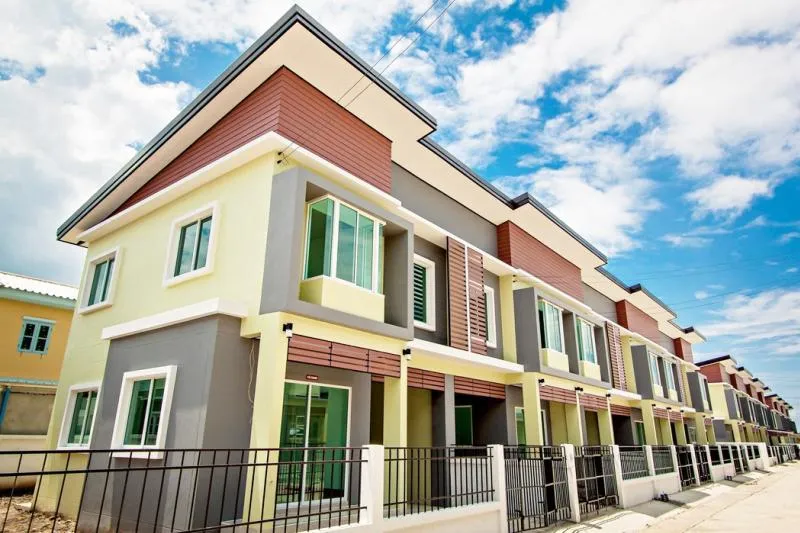 ขายทาวน์เฮ้าส์/ทาวน์โฮม  บัวทองธานี เฟส 18 ห้องมุม รีโนเวทใหม่ บา