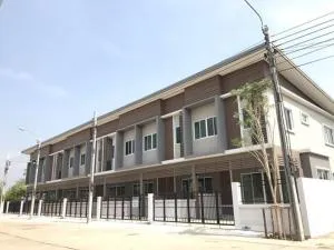 เดอะ เบลส แจ้งวัฒนะ - ชัยพฤกษ์
