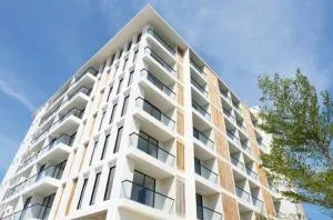 ไลท์สเตจ คอนโดมิเนียม