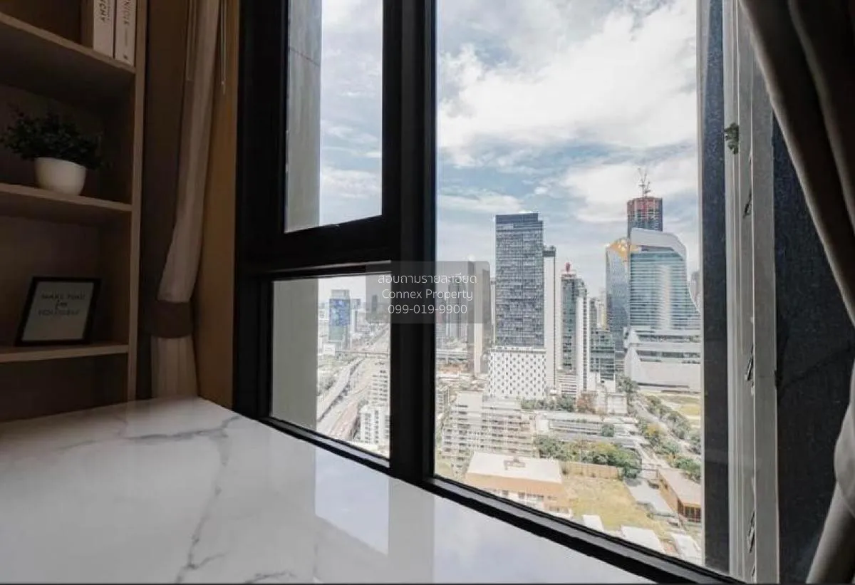 FOR RENT condo Life One Wireless , nice view , high floor , BTS-P