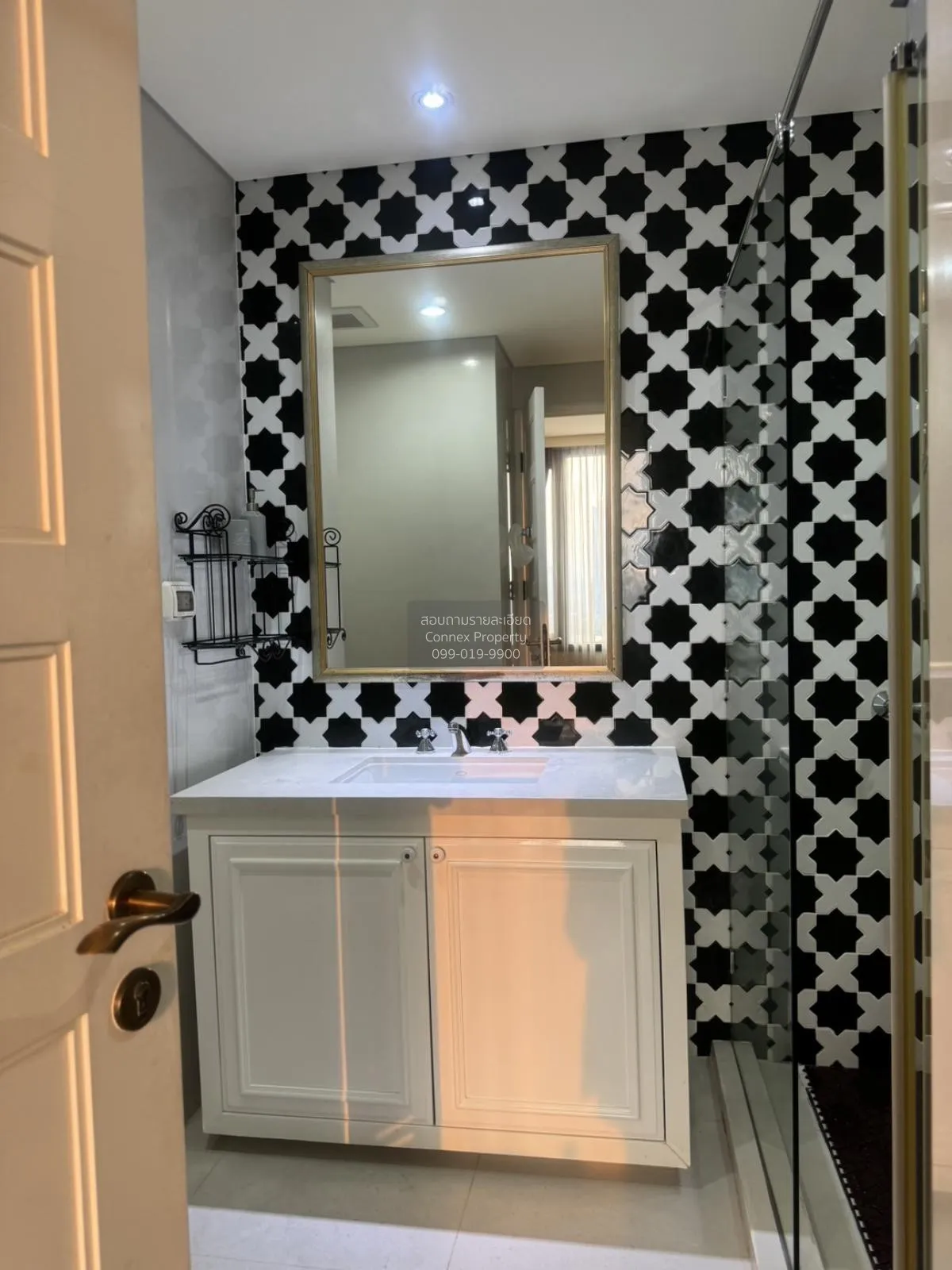 เช่าคอนโด  ออกัสตัน สุขุมวิท 22 BTS-พร้อมพงษ์ คลองตัน เขต คลองเตย