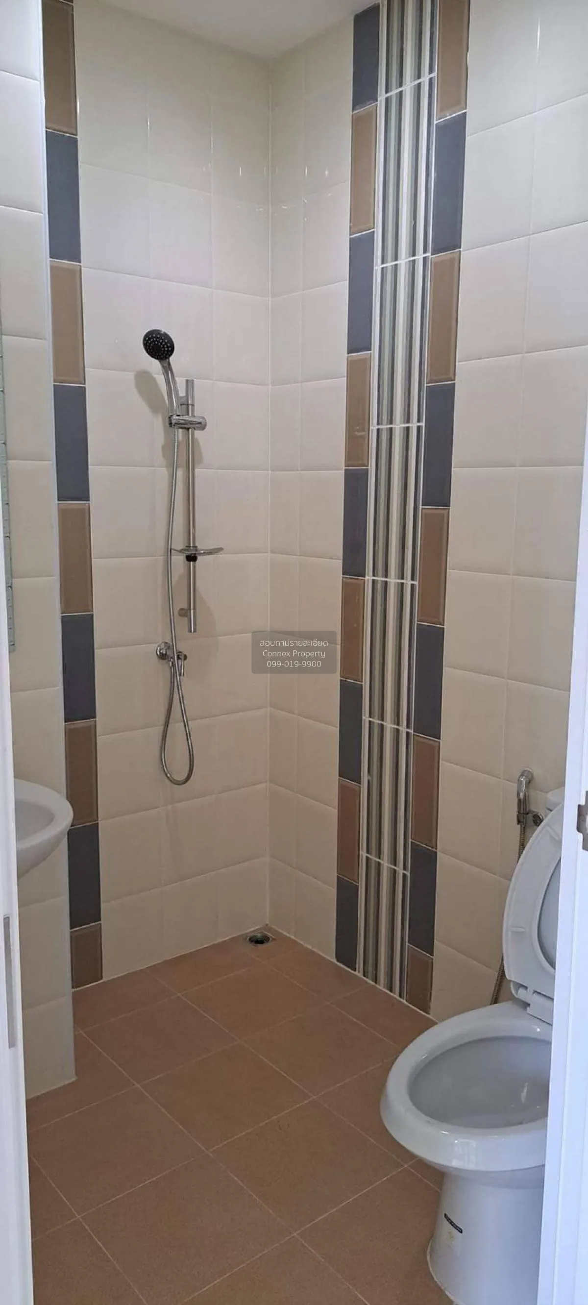 ขายทาวน์เฮ้าส์/ทาวน์โฮม  ทาวน์โฮม โกลเด้น ทาวน์ รามอินทรา – คู้บอ