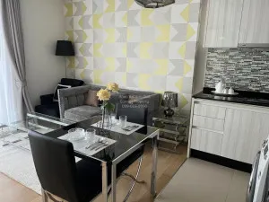 เช่าคอนโด  เอช คิว ทองหล่อ BTS-ทองหล่อ คลองตันเหนือ เขต วัฒนา กรุงเทพ CX-10112