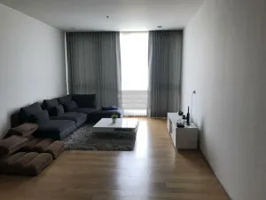 เช่าคอนโด  ไฮด์ สุขุมวิท 13 BTS-นานา คลองเตยเหนือ เขต วัฒนา กรุงเทพ CX-101944